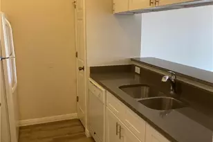 521 Dukeway, Universal City, TX 78148 - Photo 2