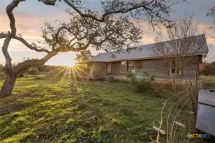 3003 Old Red Ranch Rd, Dripping Springs, TX 78620 - Photo 16