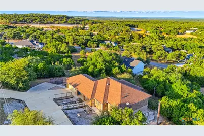 1485 Yaupon Drive, Fischer, TX 78623 - Photo 10