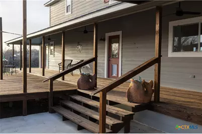 917 County Road 664, Devine, TX 78016 - Photo 32