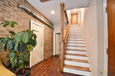 1111 N Walnut Avenue #301, New Braunfels, TX 78130 - Photo 16