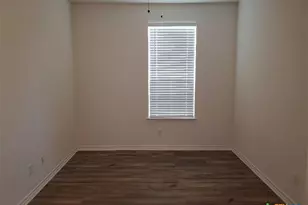 559 Dakota Crk, New Braunfels, TX 78130 - Photo 8