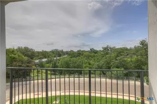 605 Creekside Cmn, New Braunfels, TX 78130 - Photo 8