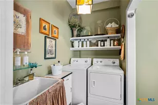 102-110 N Courthouse Square, Goliad, TX 77963 - Photo 10