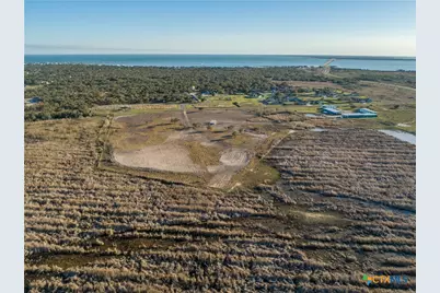 6498 Hwy 35 N, Rockport, TX 78382 - Photo 12