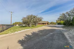 1001 Cherokee Trail, Kempner, TX 76539 - Photo 14