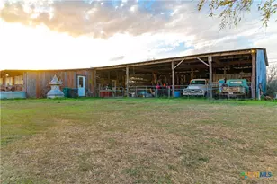 7150 Linne Rd, Seguin, TX 78155 - Photo 32