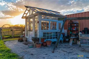 7150 Linne Rd, Seguin, TX 78155 - Photo 36