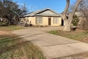 215 Louise Ave, Kingsland, TX 78639 - Photo 2