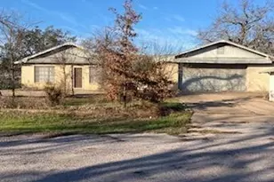 215 Louise Ave, Kingsland, TX 78639 - Photo 1