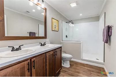 336 Clara Ridge Road, Marion, TX 78124 - Photo 16