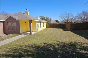 2043 Dragon Trail, New Braunfels, TX 78130 - Photo 2