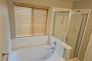 2043 Dragon Trail, New Braunfels, TX 78130 - Photo 18