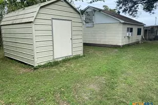 615 Hoskins Broadway St, El Campo, TX 77437 - Photo 24