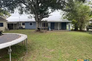 615 Hoskins Broadway St, El Campo, TX 77437 - Photo 22