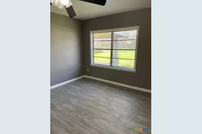 615 Hoskins Broadway Street, El Campo, TX 77437 - Photo 16