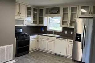 615 Hoskins Broadway St, El Campo, TX 77437 - Photo 4