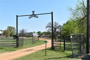 1204 Fm 2095 Hwy, Cameron, TX 76520 - Photo 4