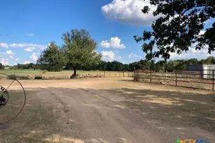 1204 Fm 2095 Hwy, Cameron, TX 76520 - Photo 10