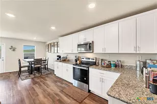 6007 Bluestem Wy, San Antonio, TX 78218 - Photo 4