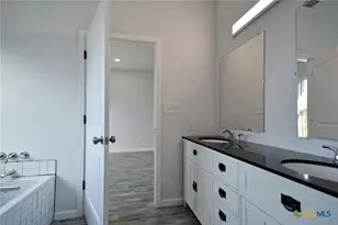 1234 Clearcreek Dr, Canyon Lake, TX 78133 - Photo 38