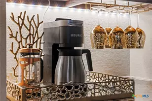 527 Round Vly Trl, Liberty Hill, TX 78642 - Photo 24