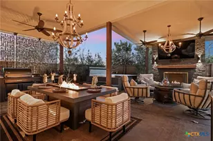 527 Round Vly Trl, Liberty Hill, TX 78642 - Photo 2