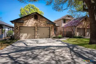 1328 Patio Dr, New Braunfels, TX 78130 - Photo 2