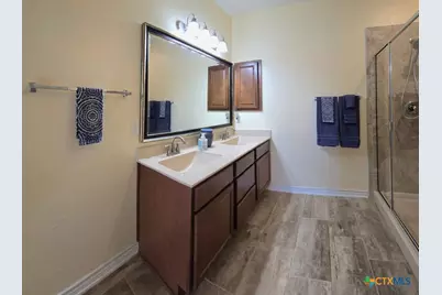 660 Knoll Brook, New Braunfels, TX 78130 - Photo 14