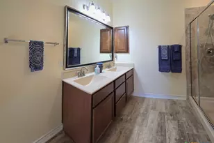 660 Knoll Brk, New Braunfels, TX 78130 - Photo 14