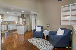 110 Lakeside Dr, Seguin, TX 78155 - Photo 4