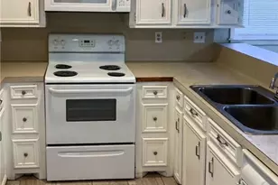 195 Gallagher Dr, Canyon Lake, TX 78133 - Photo 8