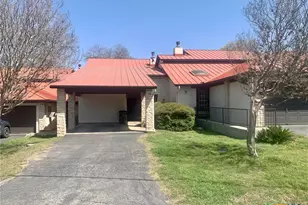 195 Gallagher Dr, Canyon Lake, TX 78133 - Photo 2