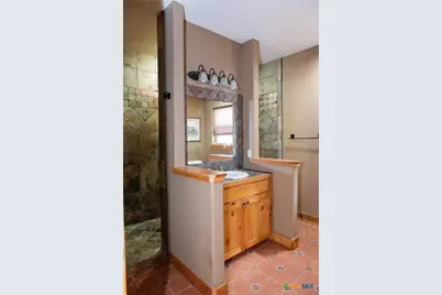 211 Cambridge Drive, New Braunfels, TX 78132 - Photo 12