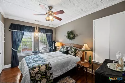 1001 N Adams Street, Beeville, TX 78102 - Photo 36