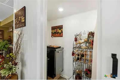 1001 N Adams Street, Beeville, TX 78102 - Photo 22