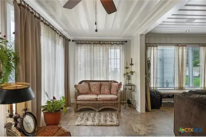 1001 N Adams Street, Beeville, TX 78102 - Photo 24