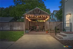 1001 N Adams St, Beeville, TX 78102 - Photo 46