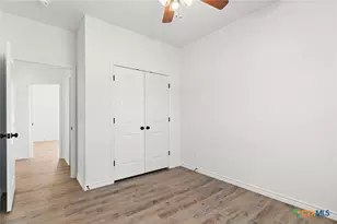 913 Blane Cir, Lampasas, TX 76550 - Photo 20