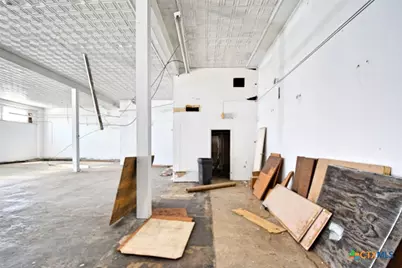 200 E Court Street #200, Seguin, TX 78155 - Photo 8