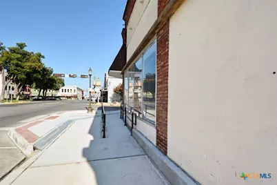 200 E Court Street #200, Seguin, TX 78155 - Photo 12