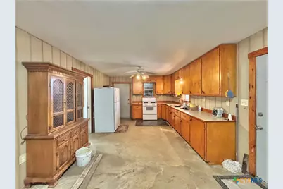 171 Deer Meadows Lane, Seadrift, TX 77983 - Photo 6