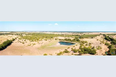 304 West Circle Way, Jarrell, TX 76537 - Photo 14