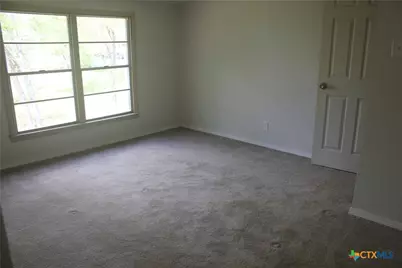 212 E Loop 340, Bellmead, TX 76705 - Photo 2