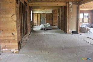 212 E Loop 340, Bellmead, TX 76705 - Photo 6