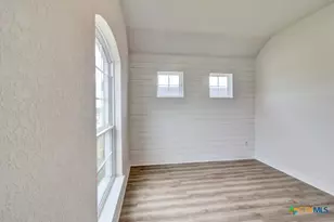 980 Gray Cloud Dr, New Braunfels, TX 78130 - Photo 4