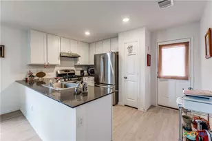 9223 Honey Mesquite, Seguin, TX 78155 - Photo 14