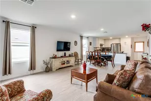 9223 Honey Mesquite, Seguin, TX 78155 - Photo 8