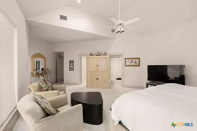 1001 Riada Drive, New Braunfels, TX 78132 - Photo 14