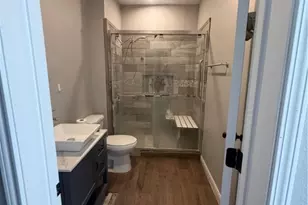 806 21st St, Hondo, TX 78861 - Photo 6